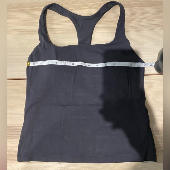 ❌ SOLD ❌ ATHLETA TRANSCEND SCOOP BUILT-IN BRA TANK A-C, Size M, Black (NWT) - Picture 6 of 16